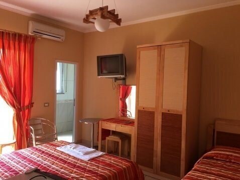 Фото Galery Hotel (ex. Gallery Hotel & Apartment ) 3*